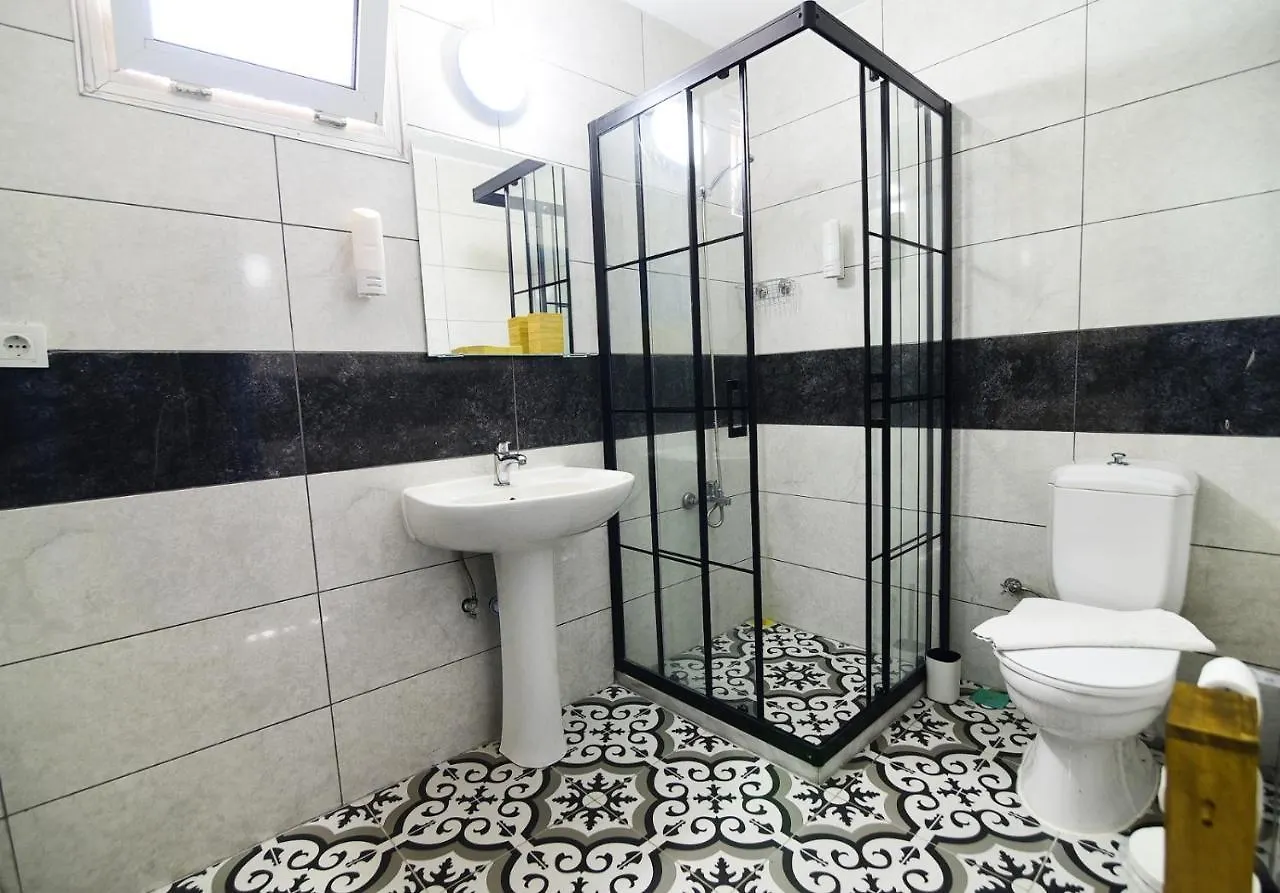 Kekik Alacati Otel Mayko Cesme 2*,