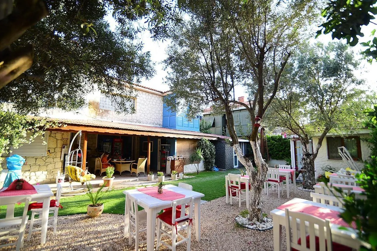 Kekik Alacati Otel Mayko Cesme 2*,