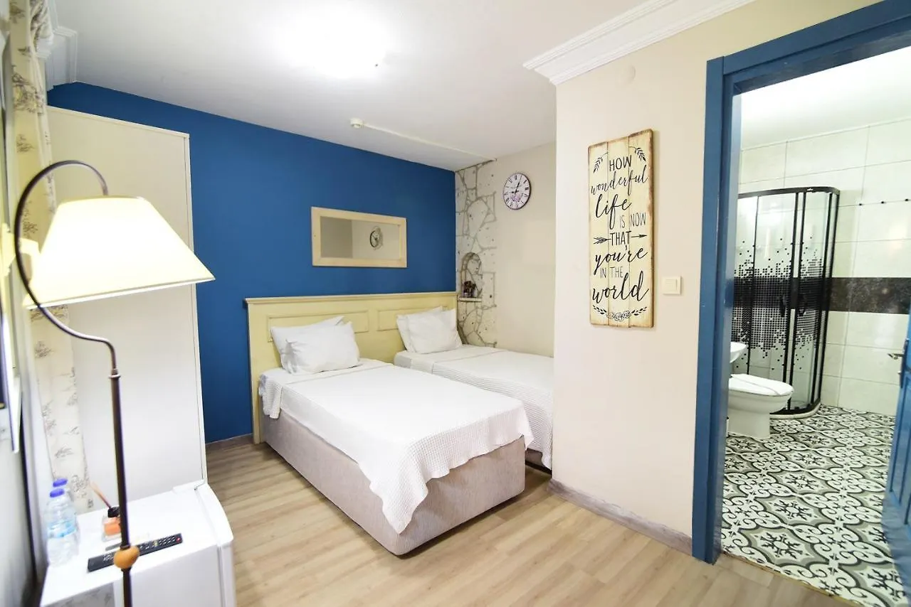 Kekik Alacati Otel Mayko Cesme 2*,