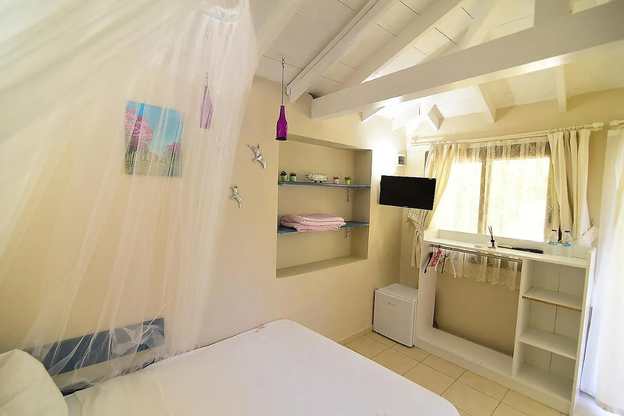 Kekik Alacati Otel Mayko Cesme 2*,  Turkey