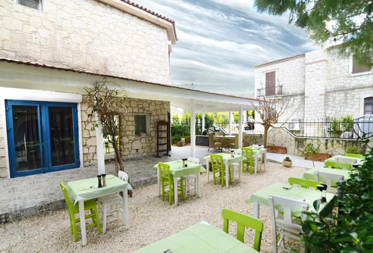 Kekik Alacati Otel Mayko Cesme Turkey