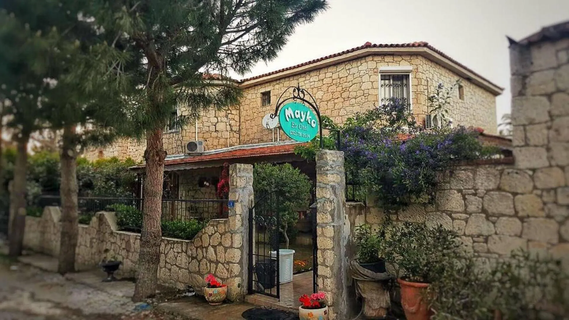 Kekik Alacati Otel Mayko Cesme Turkey