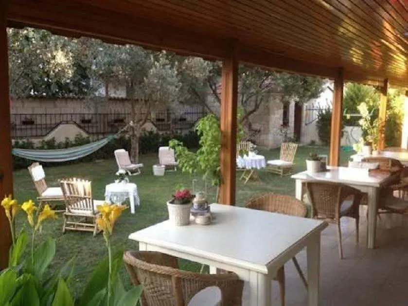 Kekik Alacati Otel Mayko Cesme Hotel